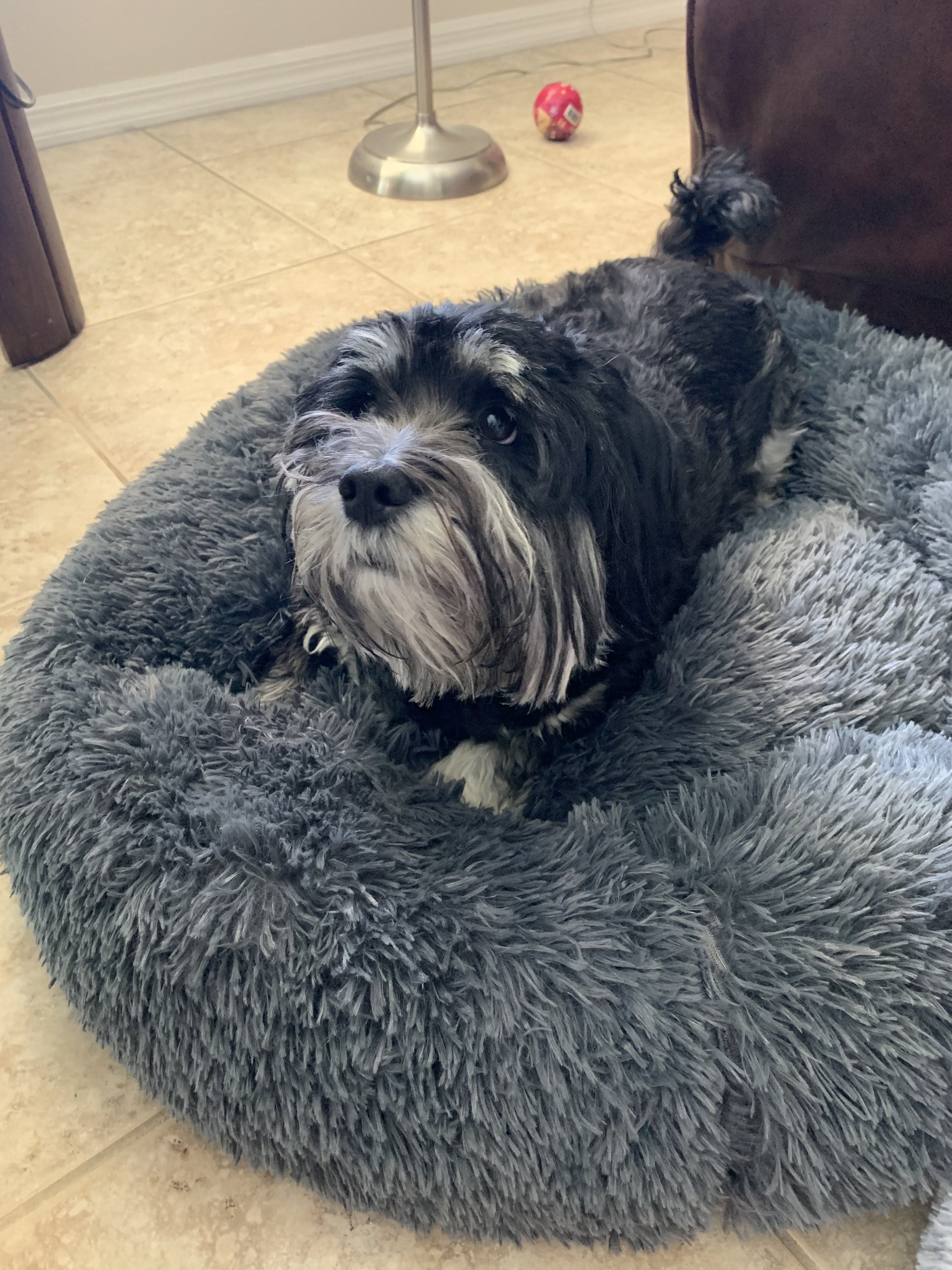 Mr. Peanut's 28" OrthoPlush® Pet Bed - Snowflake White Two Tone